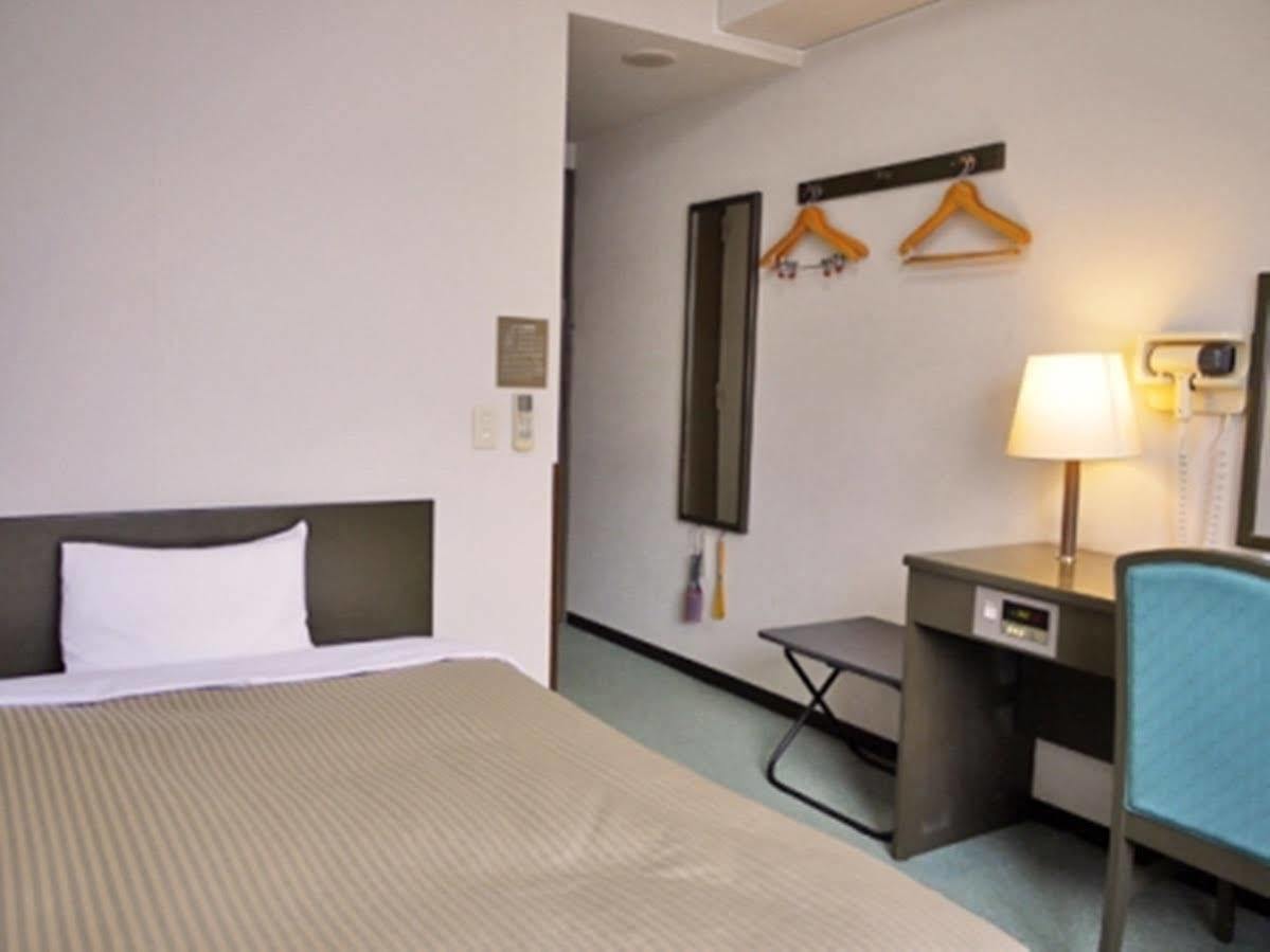 Route-inn Nakano 酒店 3*